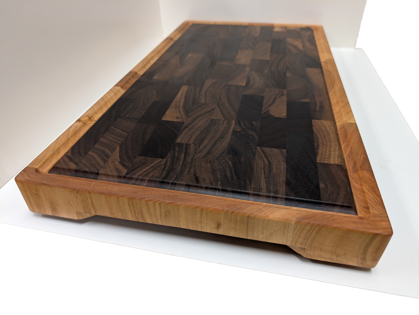 Walnut Endgrain Cutting Board with Maple Border